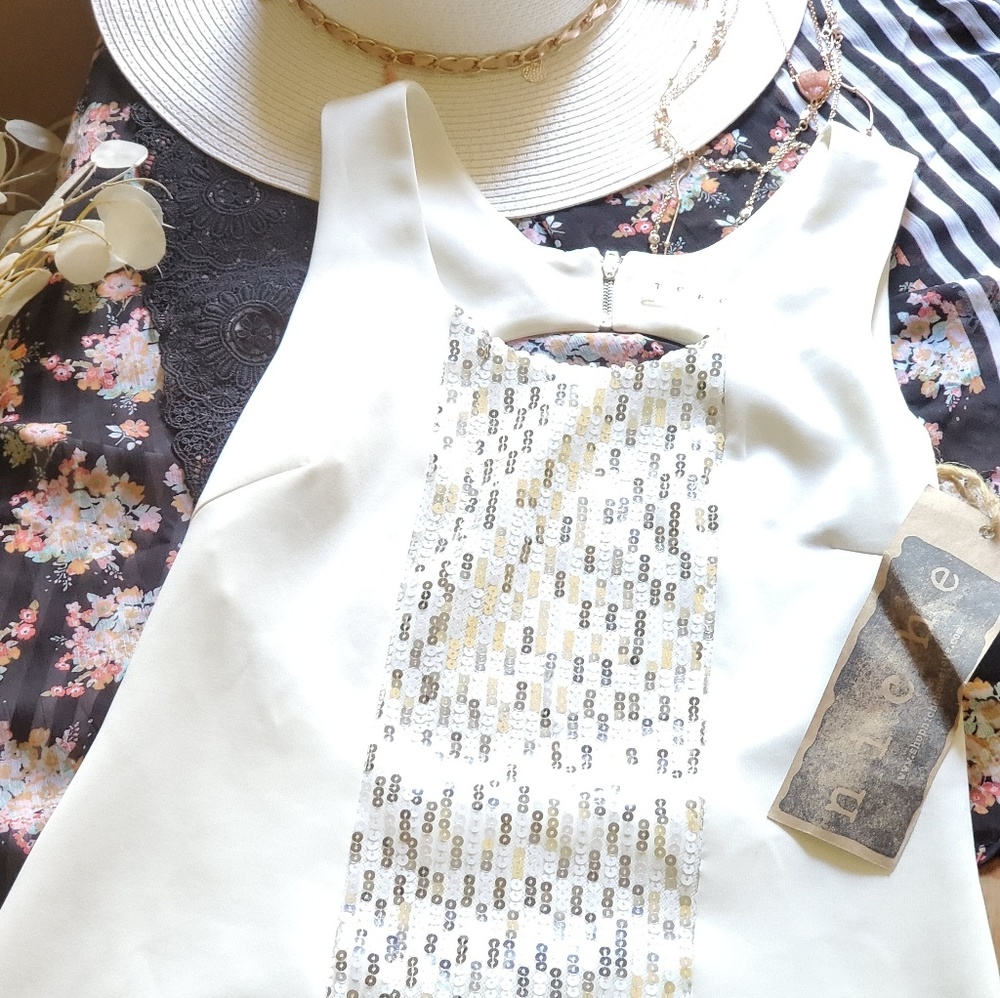 Tcec~ White Sequin Dress by Tcec - Picture 3 of 7